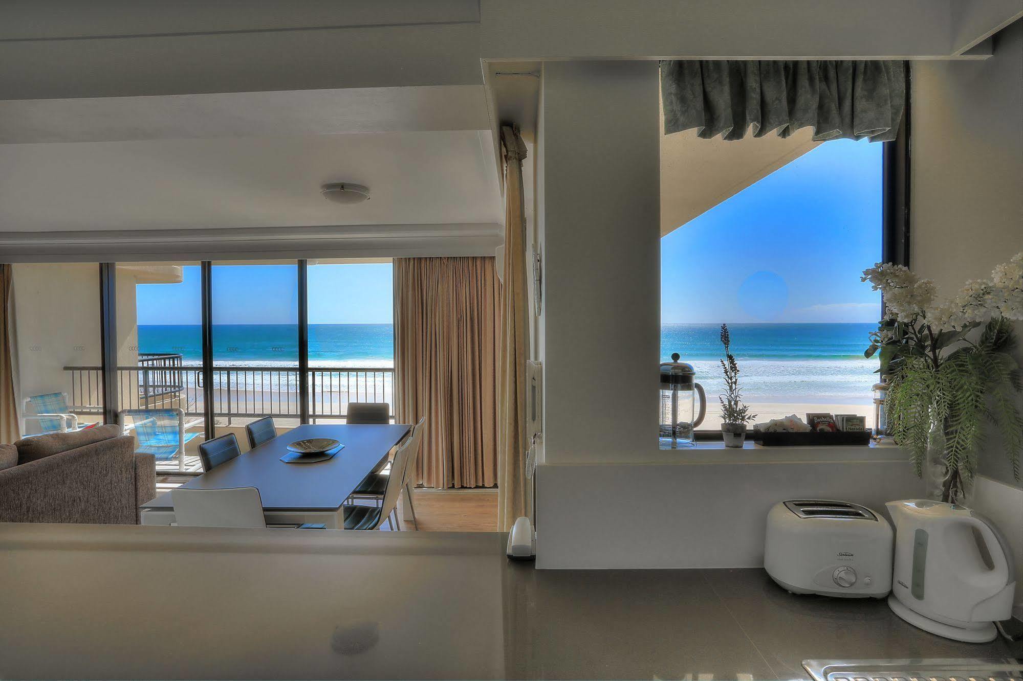 Pelican Sands Beach Resort Gold Coast Kültér fotó